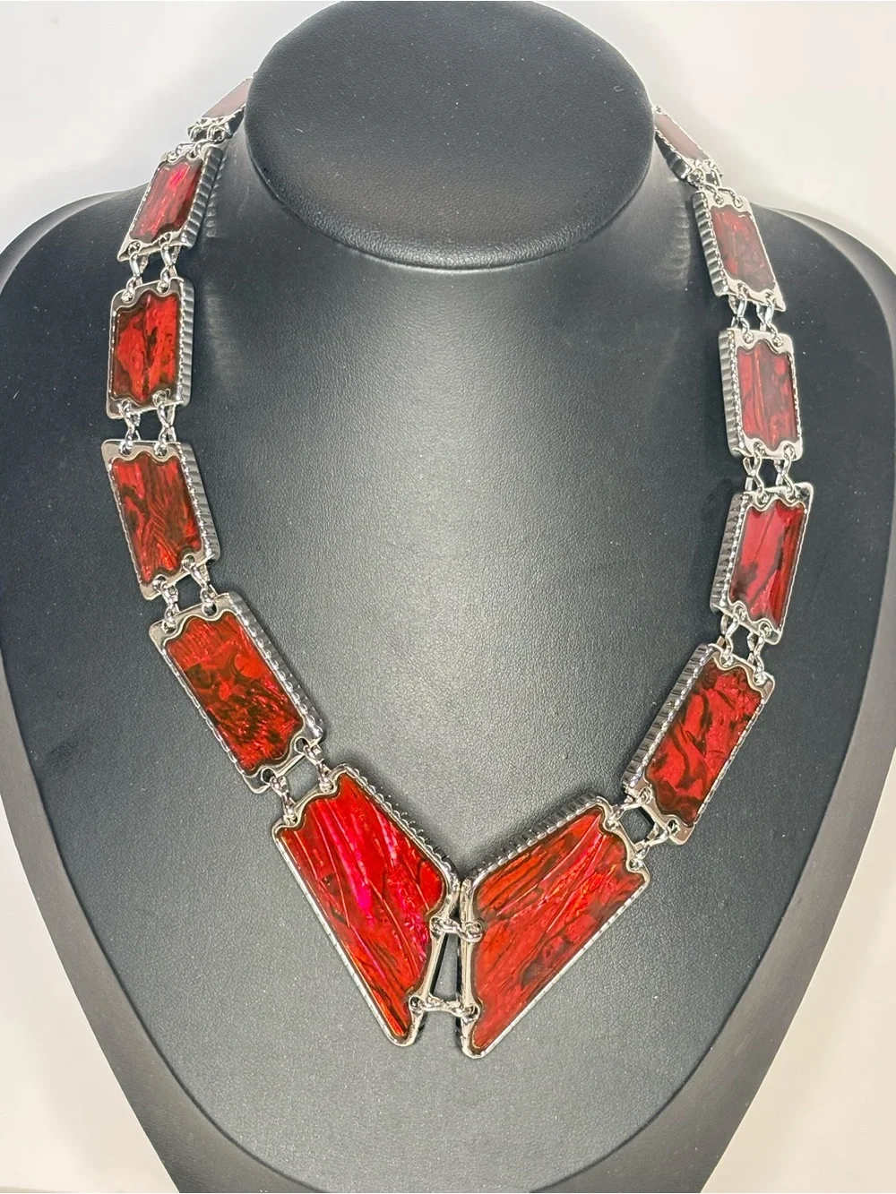 Red Abalone Earrings & V Necklace Set Silver Tone Link Plaques 16”L+2 Dangle 2.7